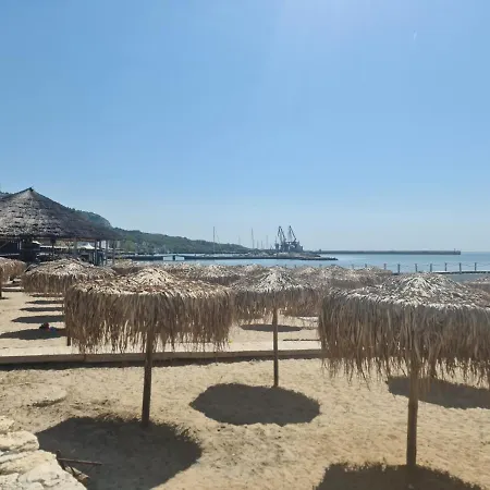 Villa Nomad Гостевой дом *