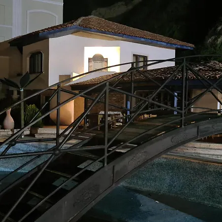 Villa Nomad *