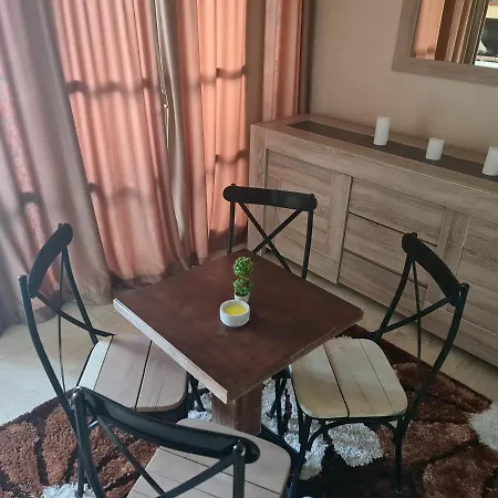 Villa Nomad Guest house